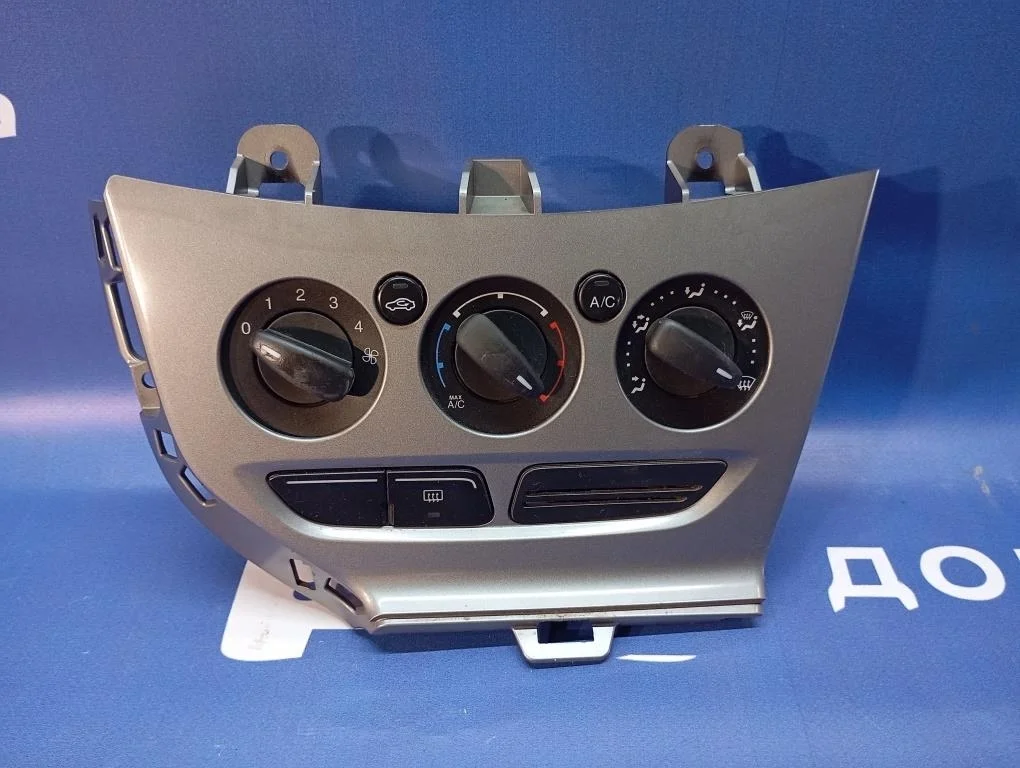 блок управления климат-контролем FORD FOCUS CB8 IQDB