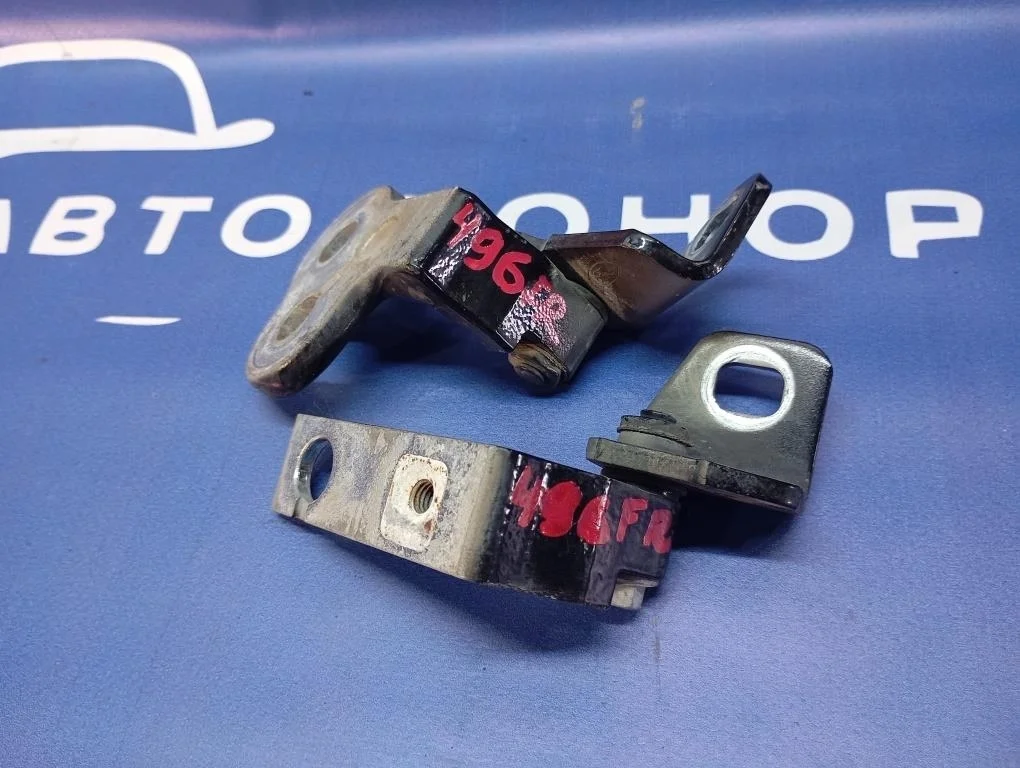 петли двери FORD FOCUS CB8 IQDB