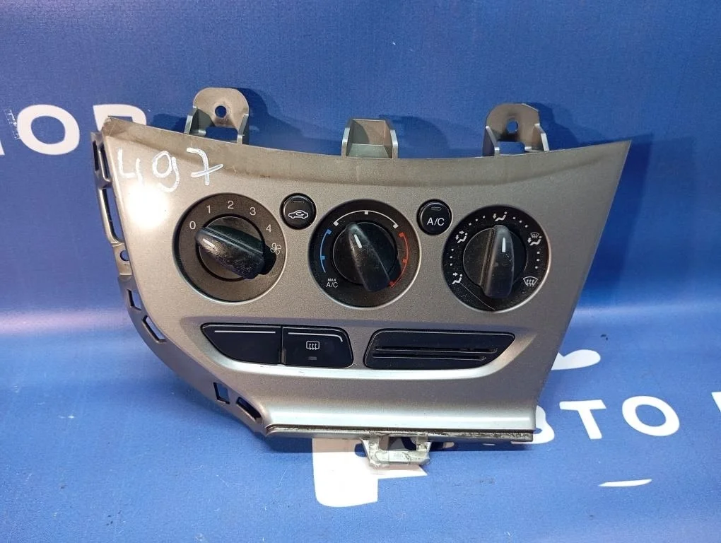 блок управления климат-контролем FORD FOCUS CB8 IQDB