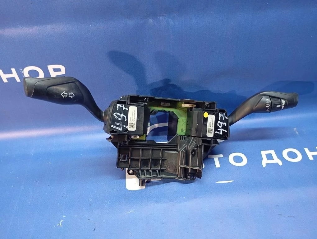 блок подрулевых переключателей FORD FOCUS CB8 IQDB