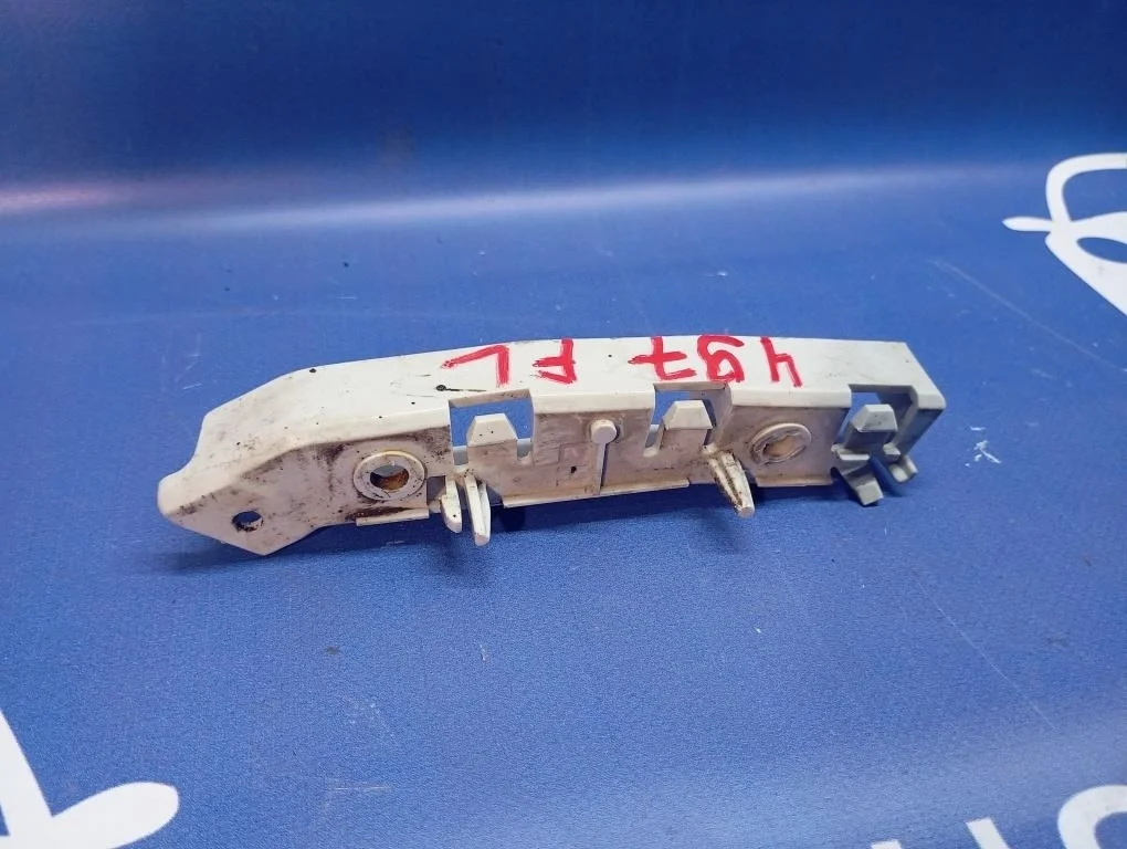 крепление бампера FORD FOCUS CB8 IQDB