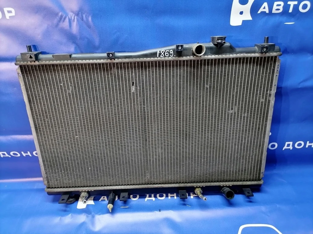 радиатор охлаждения двигателя HONDA STREAM RN1 D17A