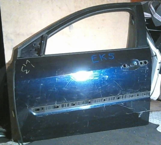 Дверь Renault Laguna 801010025R 3, передняя левая