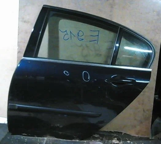 Дверь задняя левая Renault Laguna 821130001R 3, задняя левая