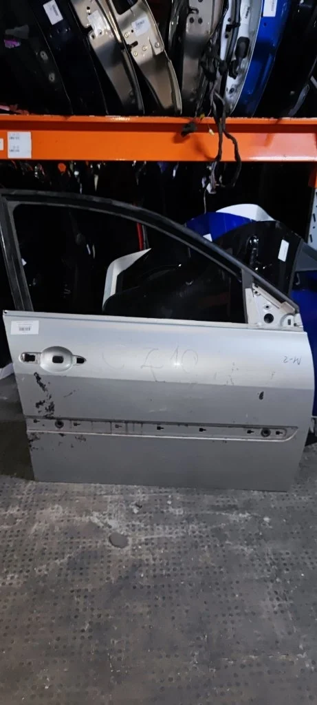 Дверь Renault Megane 7751473729 2, передняя правая