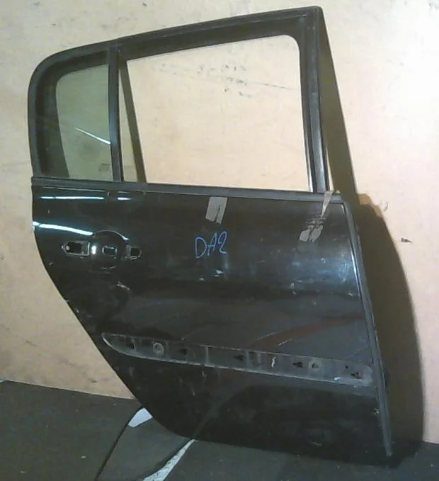 Дверь задняя правая Renault Megane 7751473734 2, задняя правая