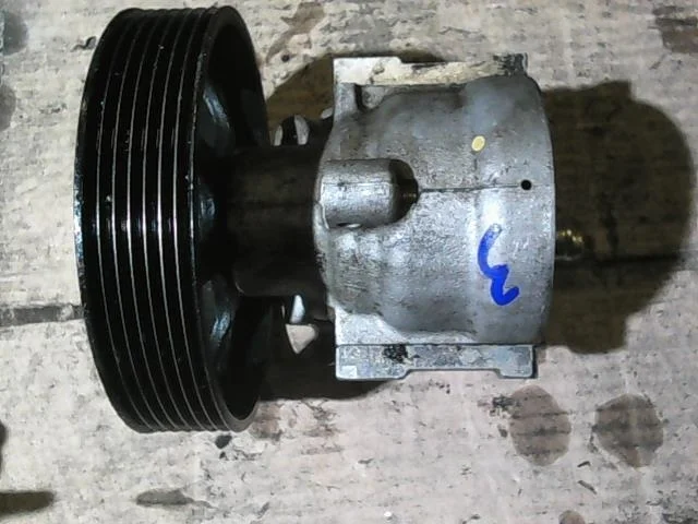 Насос гидроусилителя Renault Laguna 8200096704 2 F4R