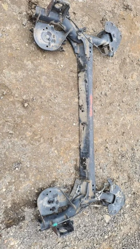 Балка задняя Renault Kangoo 555113267R 2