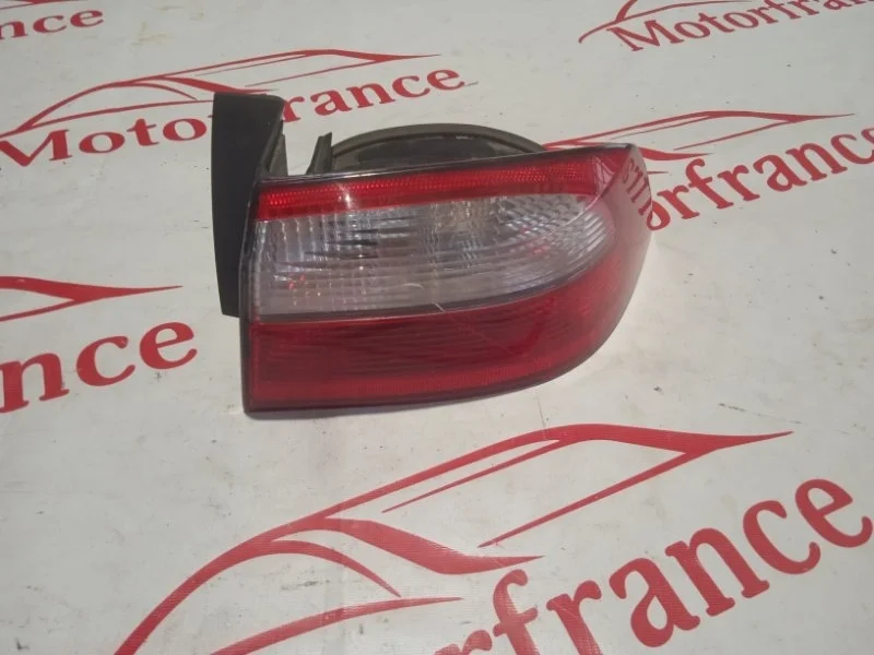 Фонарь задний Renault Laguna 8200002474 2, задний правый
