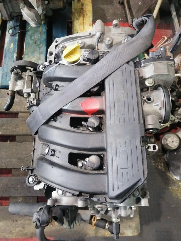 Двигатель Renault Laguna F4PC770C058563 2 1.8 16V F4P