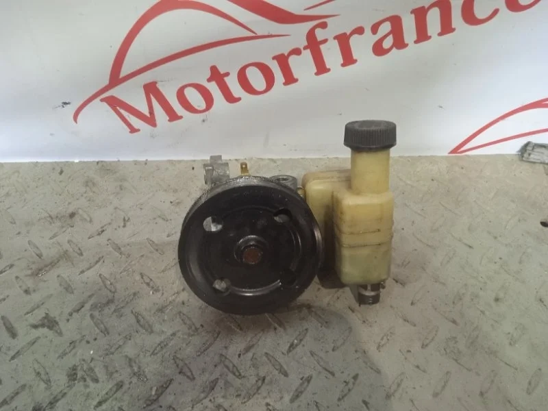 Насос гидроусилителя руля Mazda CX-7 EG2132600A 2.3 L3-VDT