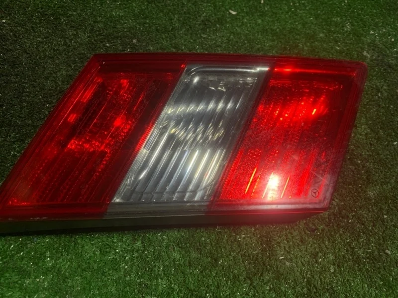 Фонарь задний внутренний левый Mercedes-Benz Clc-Class A2038205364 W203, задний левый