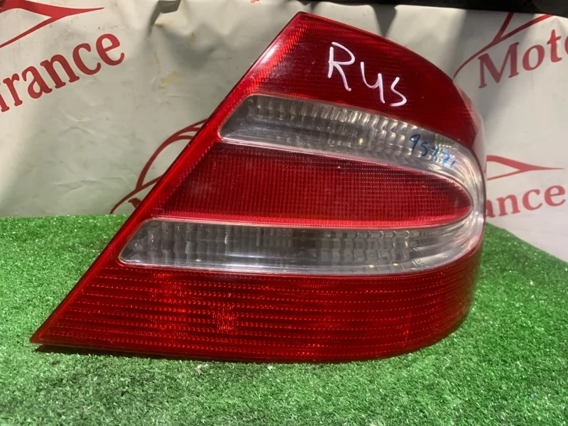Фонарь задний Mercedes-benz CLK-Class A2098200264 W209, задний правый