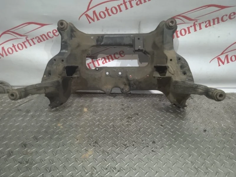 Подрамник передний Nissan X-Trail 54400EQ500 T30