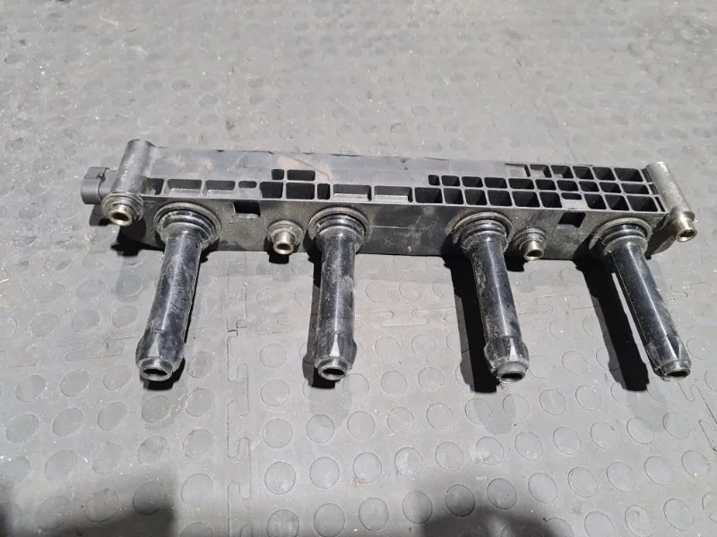Катушка зажигания Chevrolet Lacetti 96415010 F18D3