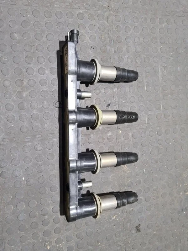 Катушка зажигания CHEVROLET Aveo 96476979 T300 F16D4