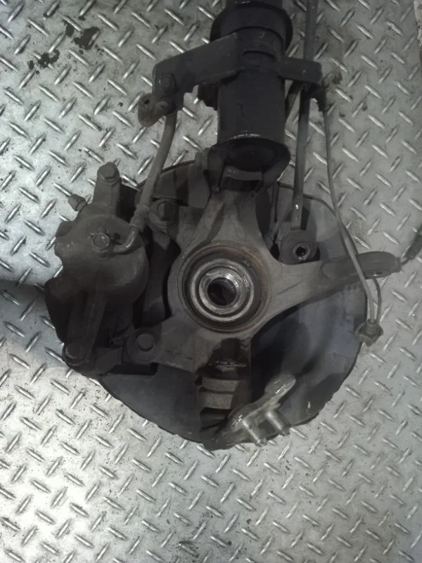 Кулак поворотный Honda CR-V 51211SWAA00, передний правый