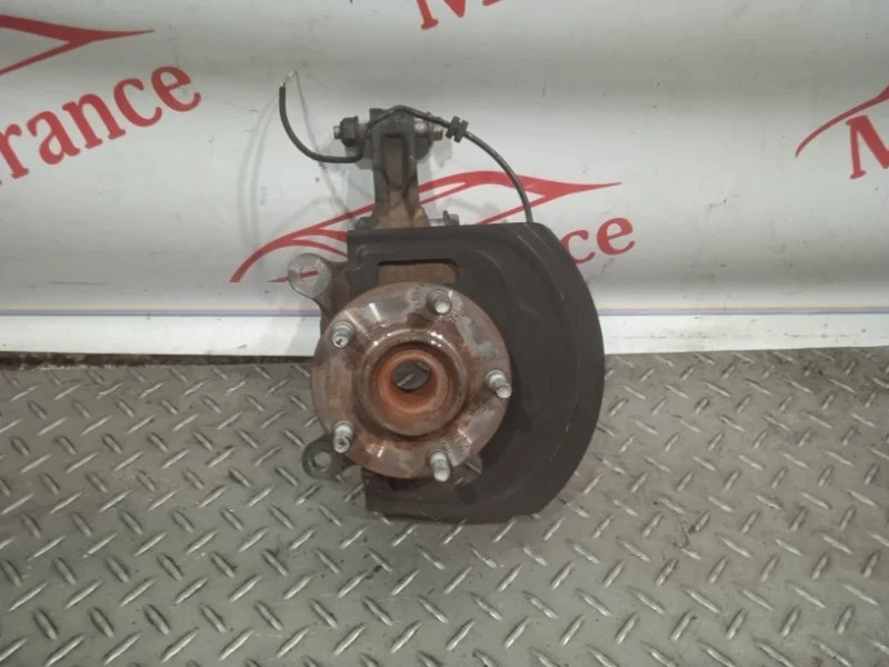 Кулак поворотный Nissan Qashqai 40015JD040 J10, передний левый