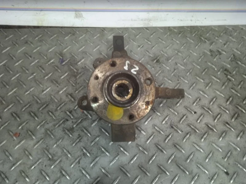 Кулак поворотный Renault Logan 6001548864 1, передний левый