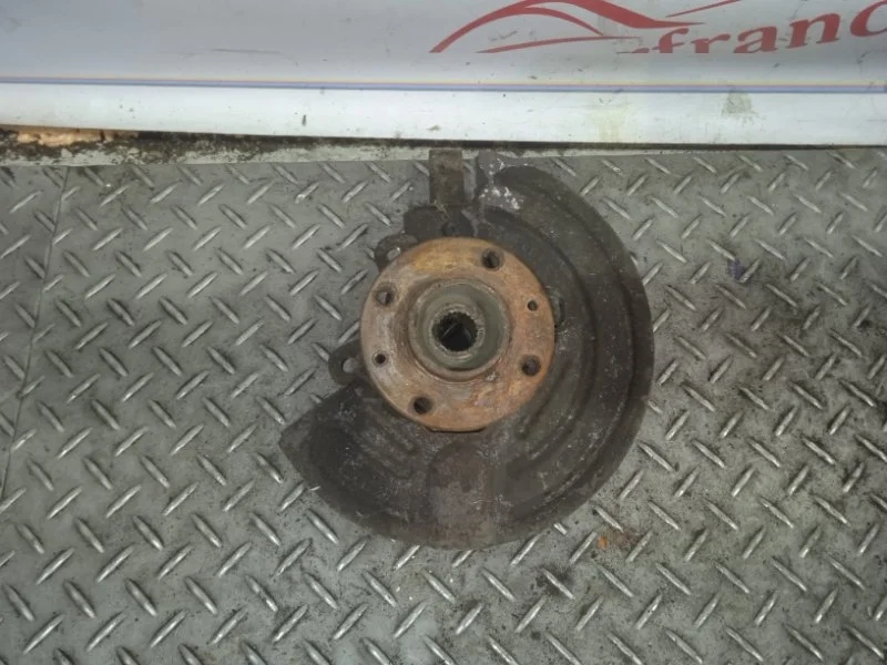 Кулак поворотный Renault Kangoo 8200150222 1, передний левый