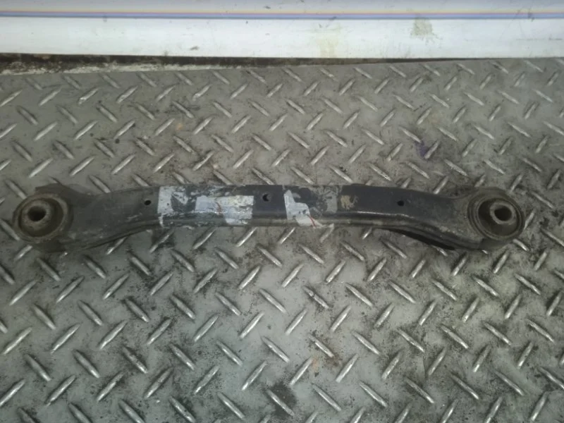 Рычаг задний Hyundai Ix35 2010-2013 551002S050 1