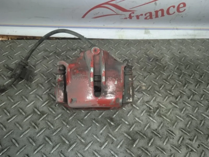 Суппорт тормозной Ford Mondeo 1500662 3, передний правый