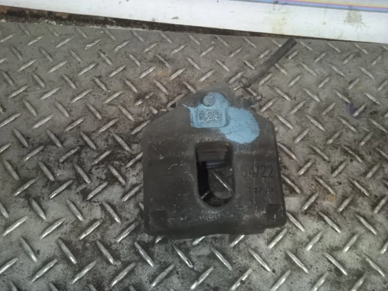 Суппорт тормозной Ford Fusion 1478500, передний левый