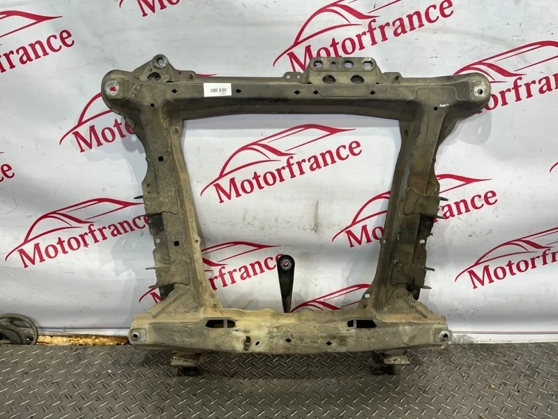 Подрамник передний Renault Kangoo 8200741075 1