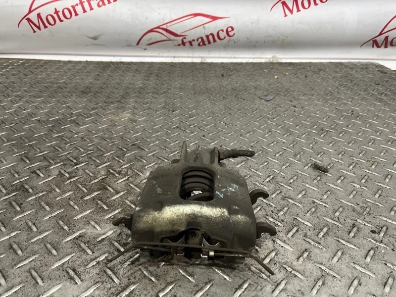 Суппорт тормозной Ford Focus 4346373 1, передний левый