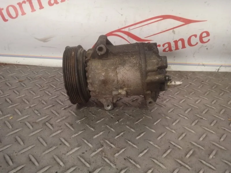 Компрессор кондиционера Renault Scenic 8200470242 2 K4M