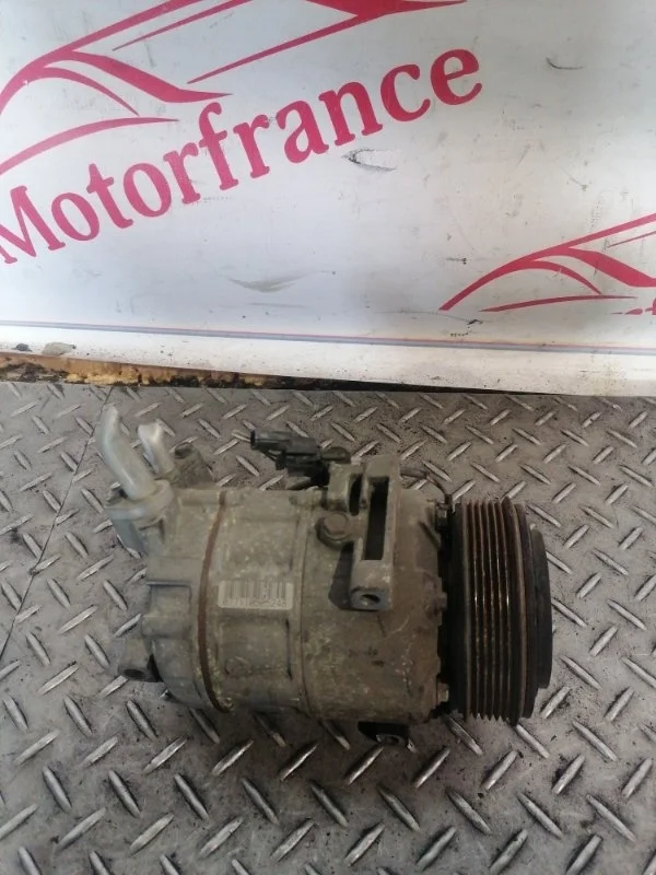 Компрессор кондиционера Nissan X-Trail 2007-2014 92600CY09E T31 2.0 MR20DE