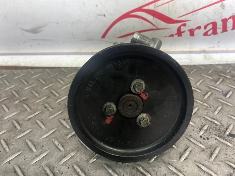 Насос гидроусилителя руля Mercedes-benz E-Class A0024668801 W211 611