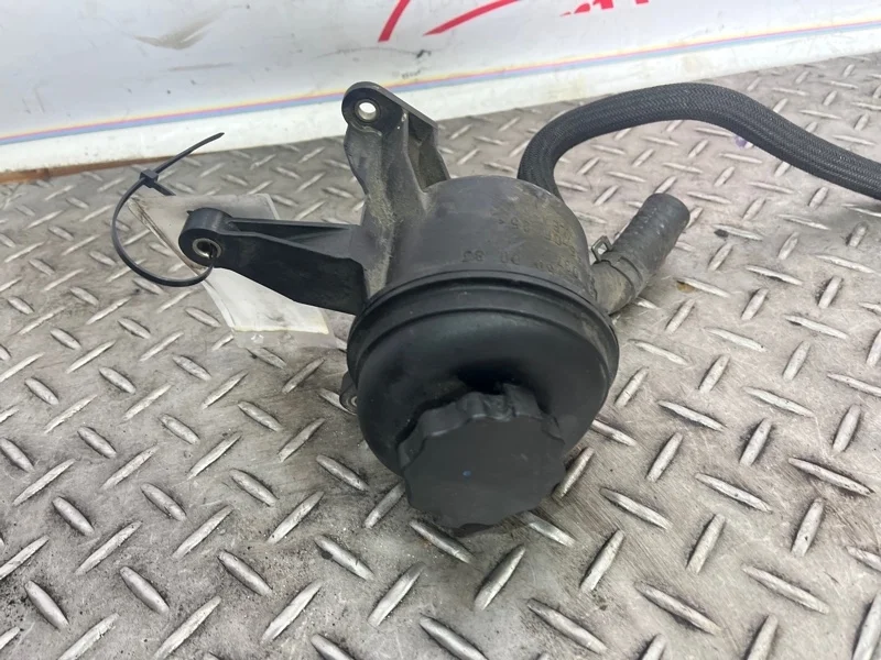 Бачок гидроусилителя руля Mercedes-benz C-Class A2034600083 W203