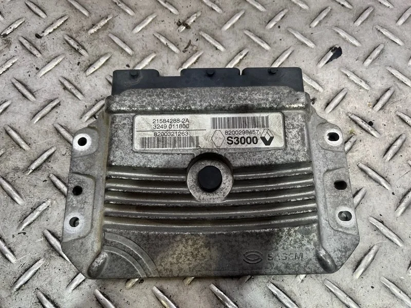 Блок управления двигателем Renault Megane 8200321263 1 K4M