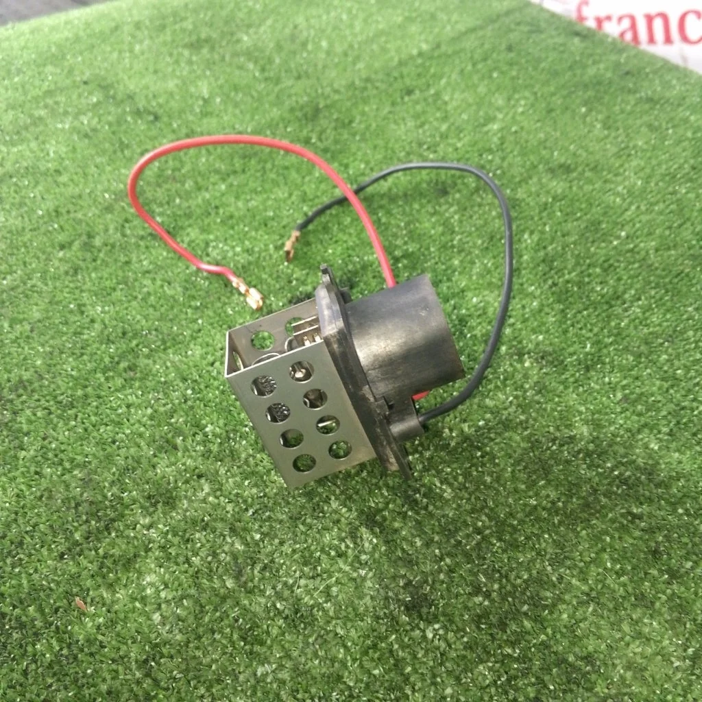 Резистор вентилятора Renault Kangoo 9092609859 1