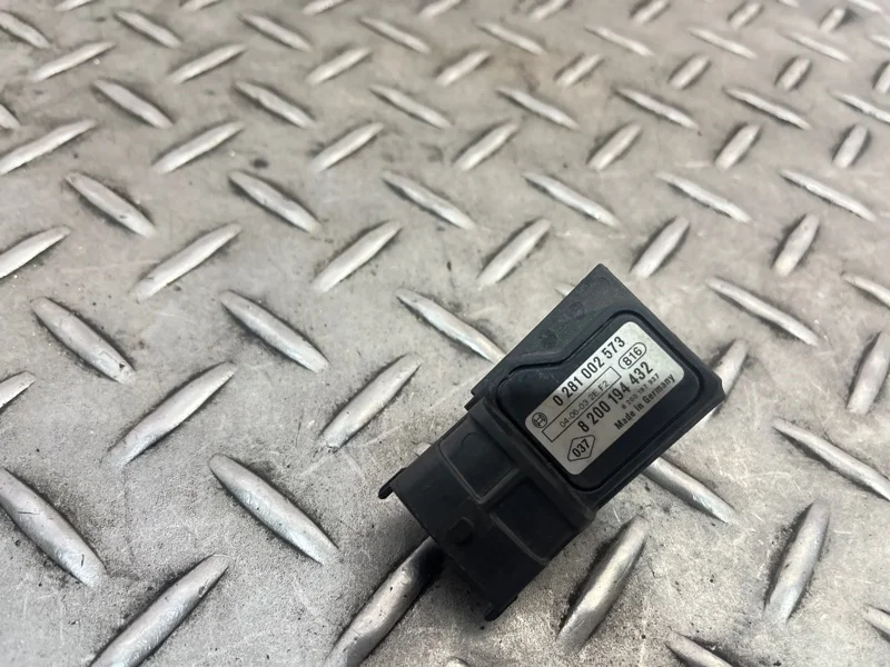 Датчик абсолютного давления Renault Megane 2006-2009 8200194432 2 K9K