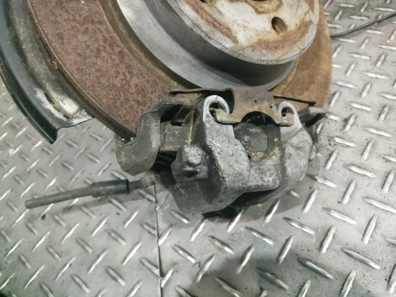 Суппорт тормозной Mercedes-Benz E-Class 2011 A2124230281 W212, задний левый