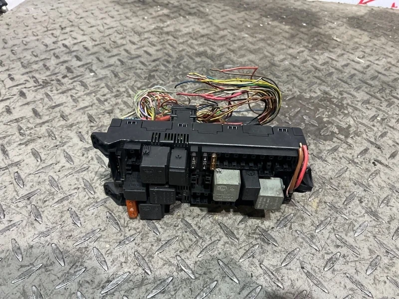 Блок предохранителей Mercedes-benz E-Class 2002-2009 A2115453001 W211, передний