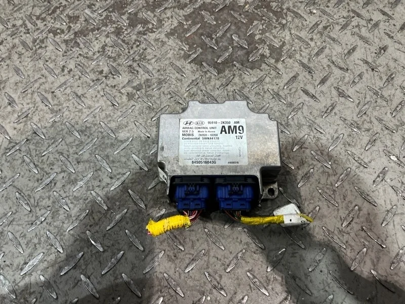 Блок управления airbag Kia Soul 2008-2011 959102K350 1