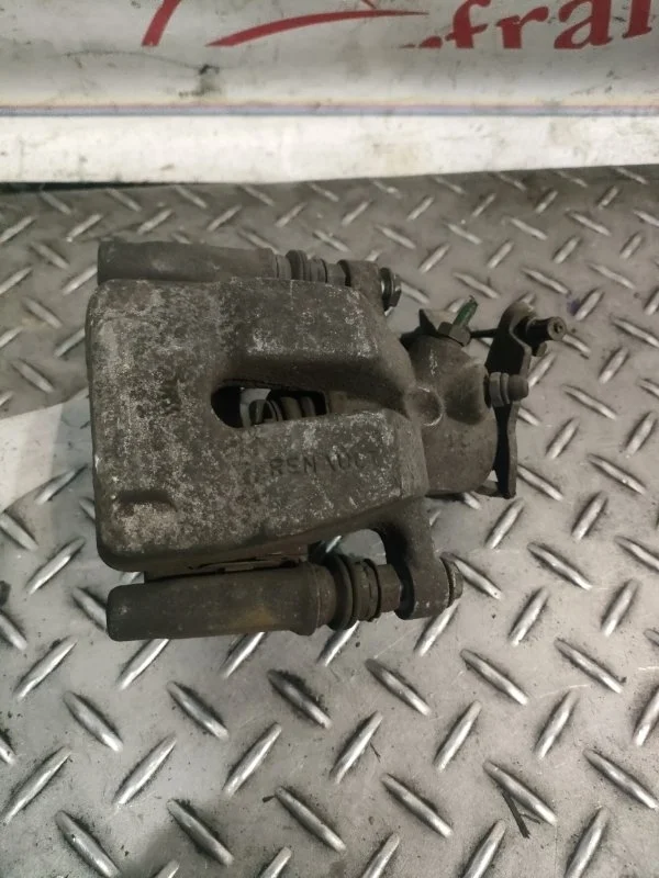 Суппорт тормозной Renault Megane 2007 7701049108 2 1.6 K4M, задний левый