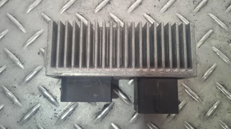 Реле свечей накала Nissan Qashqai 2011 11067JD50B J10 1.6 DCI R9M 405