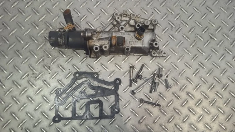 Корпус термостата Renault Megane 7700600514 2 K4M