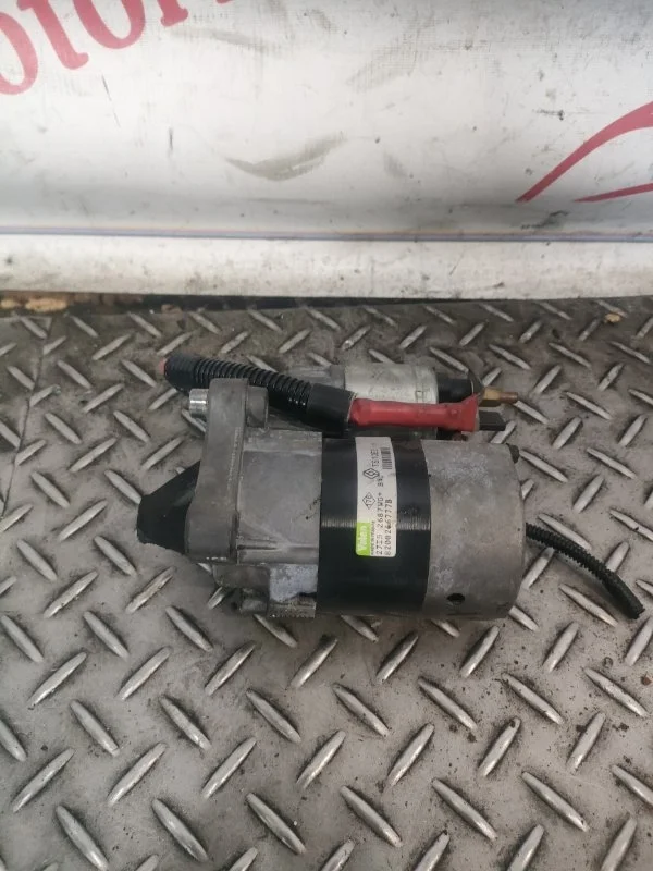 Стартер Renault Megane 2007 8200266777 2 K4M 1.6 16V