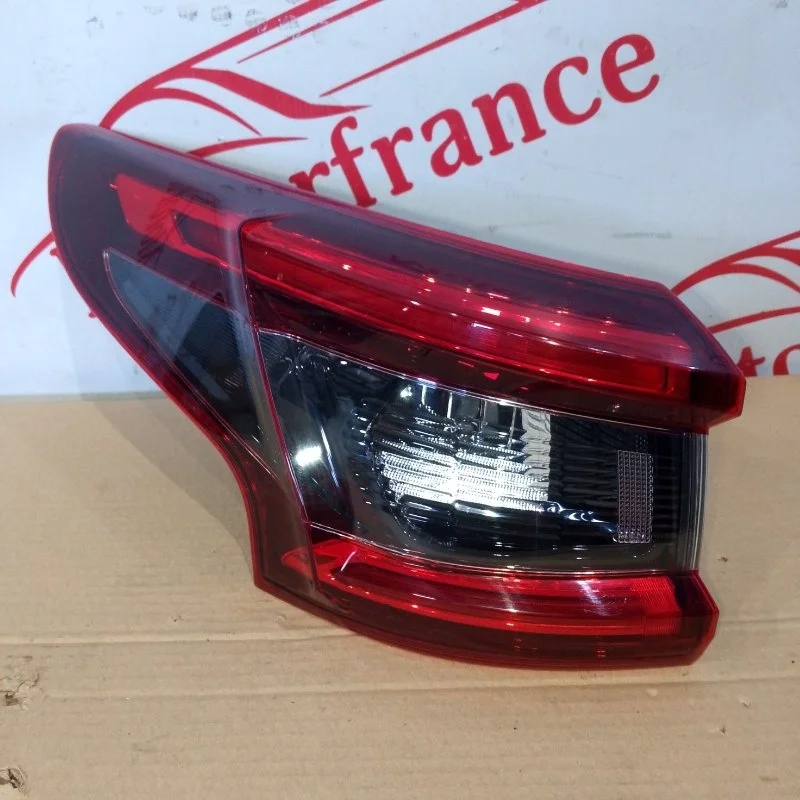 Фонарь задний Nissan Qashqai 2020 26555HV00A J11, левый