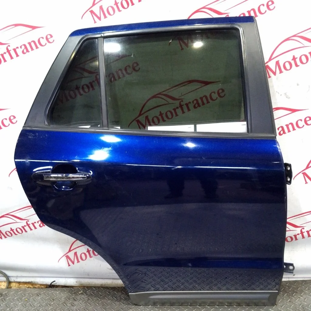 Дверь Hyundai Santa Fe 2012 770042B030 2, задняя правая