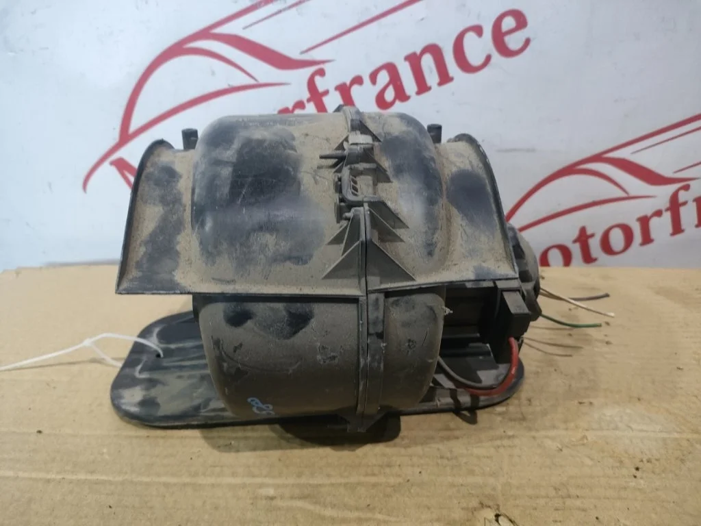 Моторчик печки Renault Kangoo 2005 7700811864 1