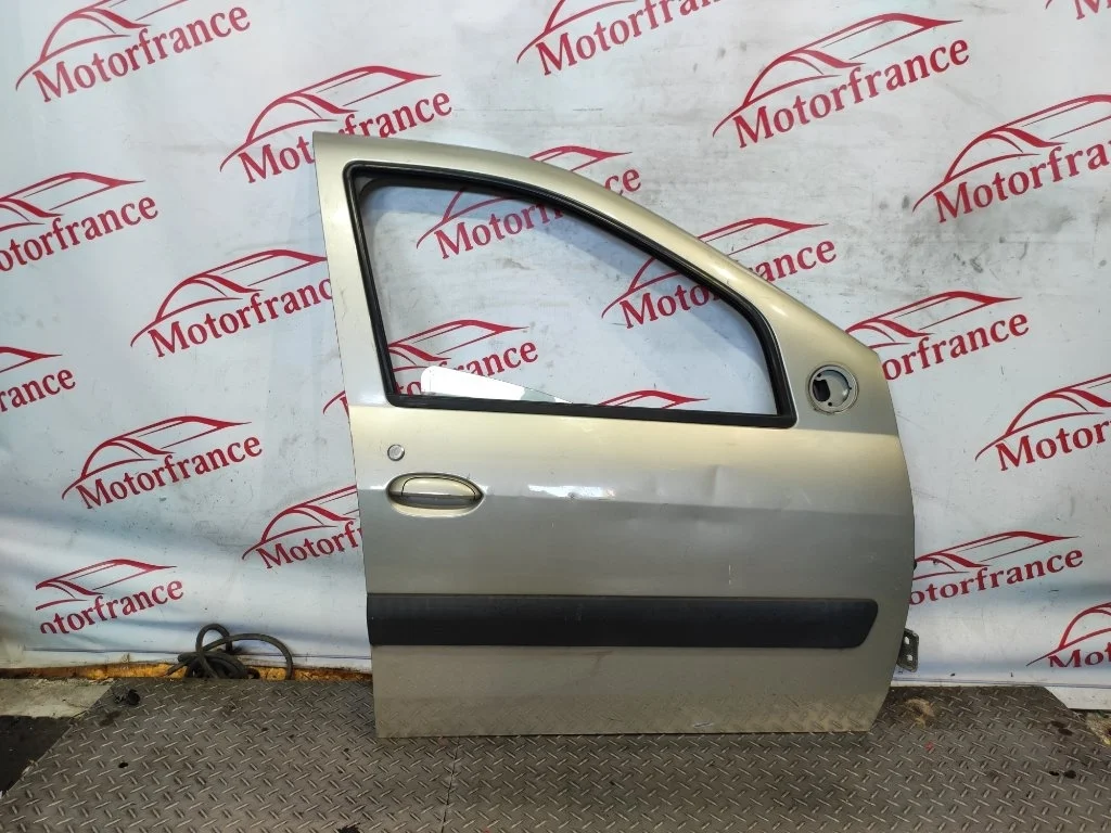 Дверь Renault Logan 2005 801005442R 1, передняя правая