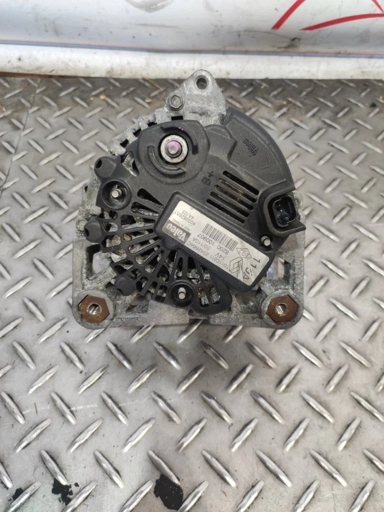 Генератор Renault Megane 2 2004 8200100907