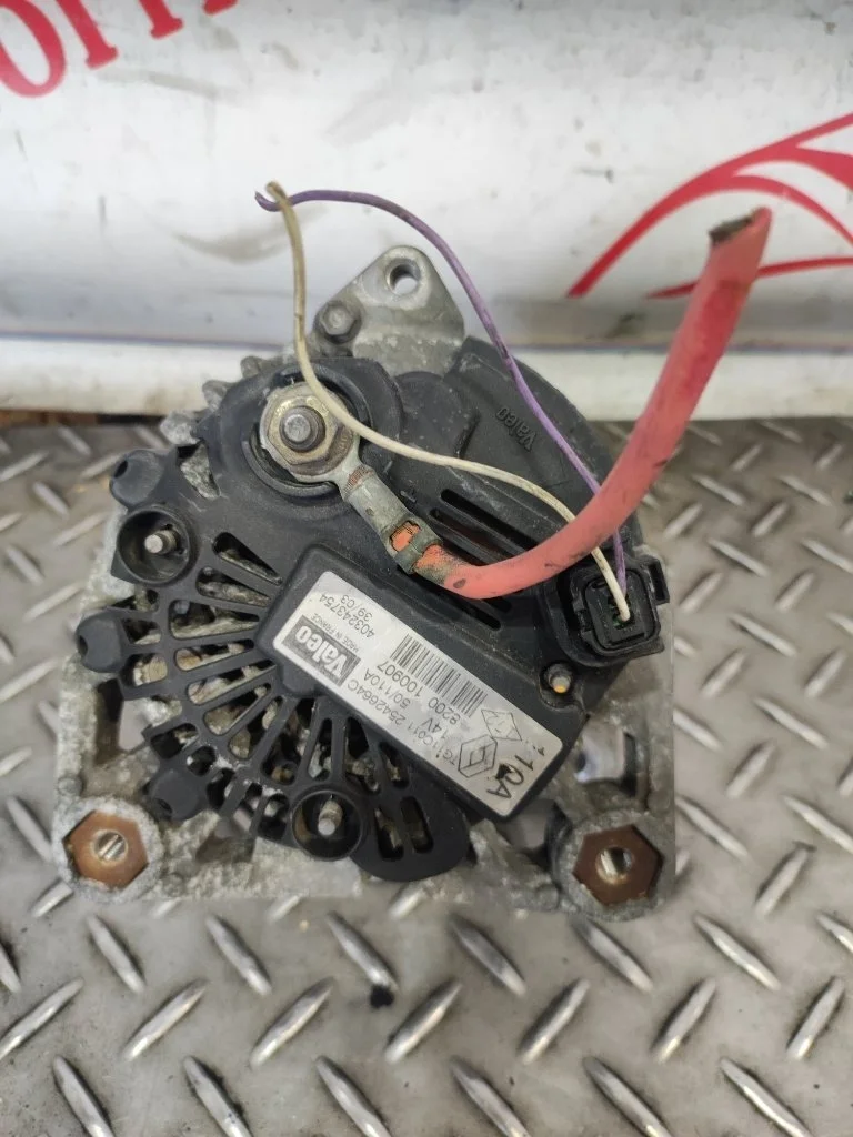Генератор Renault Megane 2 2004 8200100907