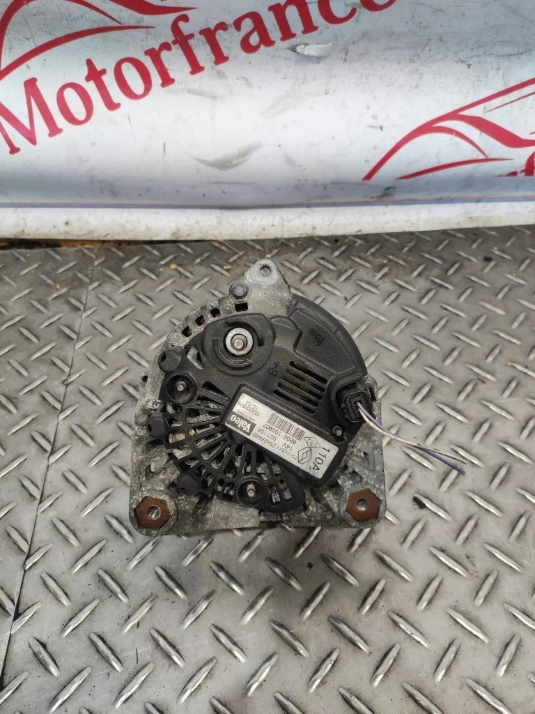 Генератор Renault Megane 2 2004 8200100907
